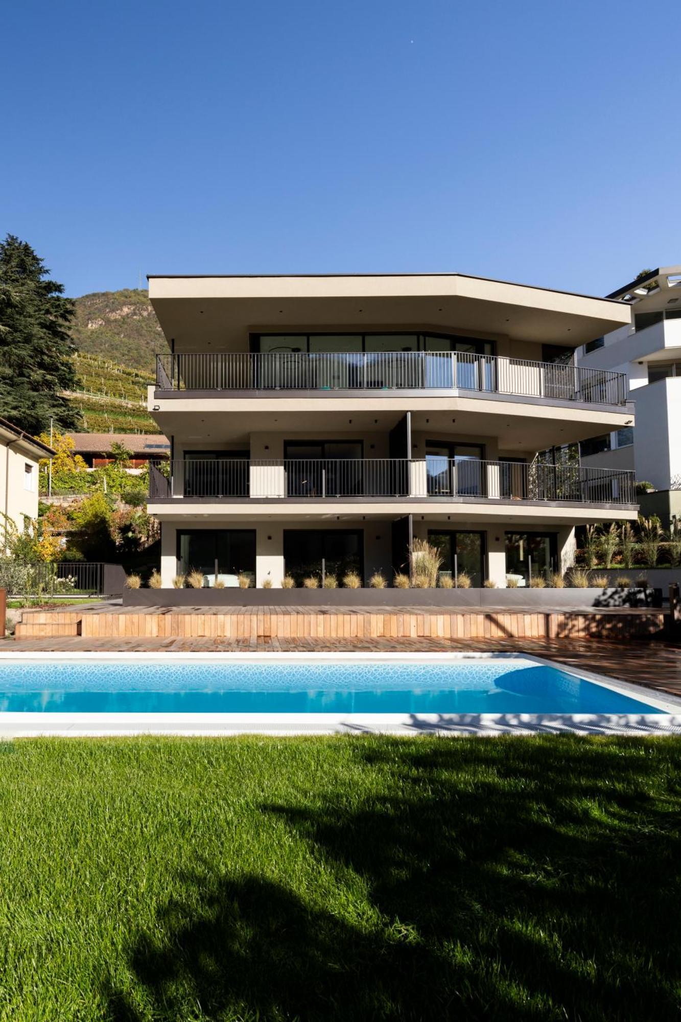 Erbacher Living Nature Apartments Suites Больцано Екстер'єр фото